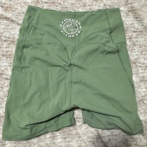 GYMSHARK LEGACY SHORTS GREEN